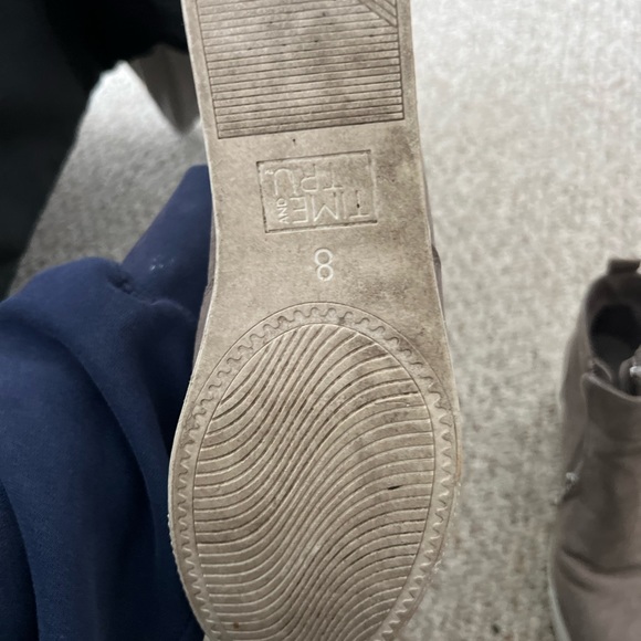 Sneaker bootie - Picture 2 of 3